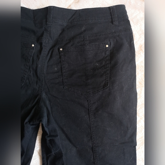 Style&Co Capri pants. Size 8. - Picture 7 of 10